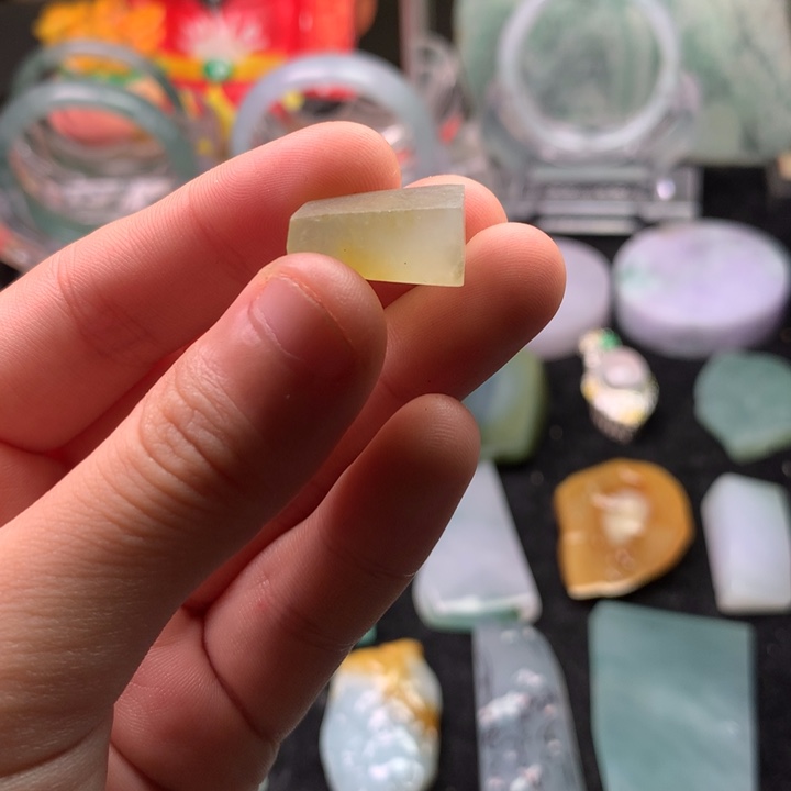 未镶嵌定制翡翠缅甸翡翠天然定制