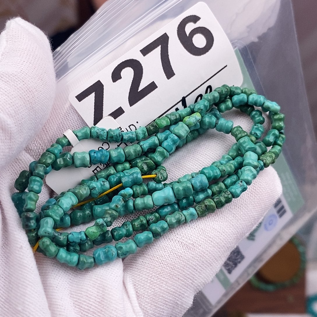 绿松石未镶嵌原矿