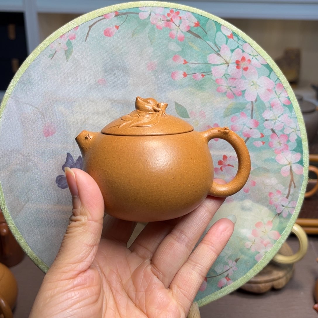 紫砂茶壶精**横手工制作