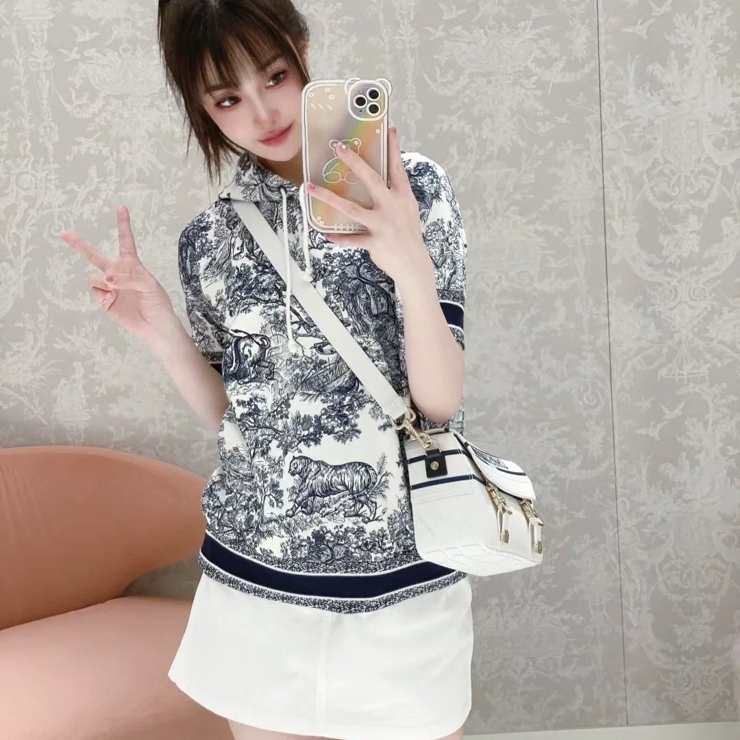 99新 DIOR/迪奥 连帽印花短袖 S码 GM002387