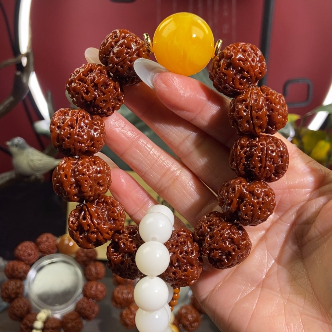 金刚菩提吊坠522。              