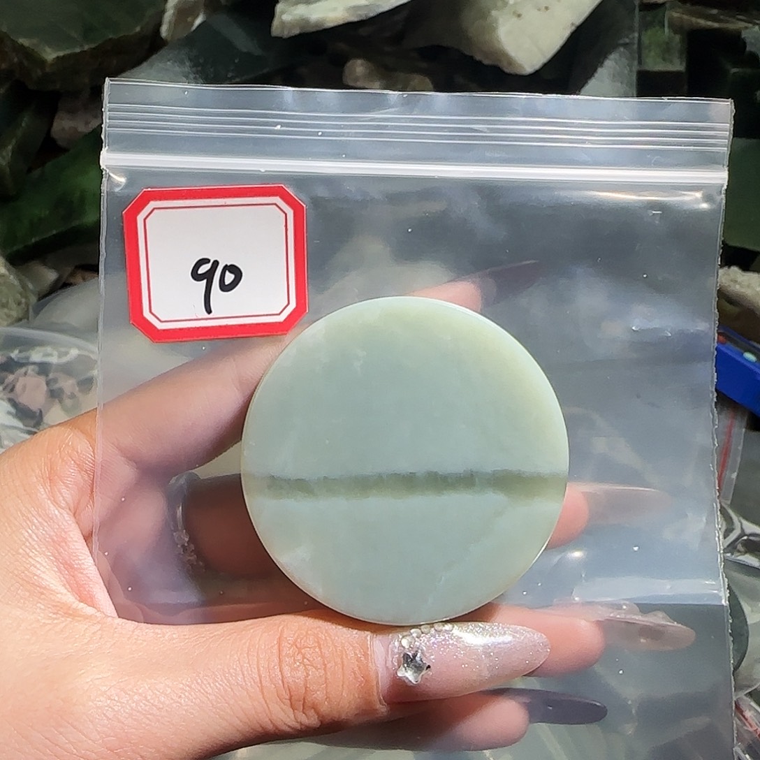 和田玉未镶嵌珠宝半成品