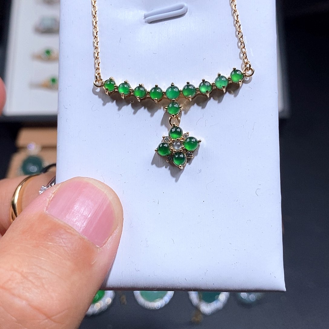 颈饰银S925镶嵌翡翠w