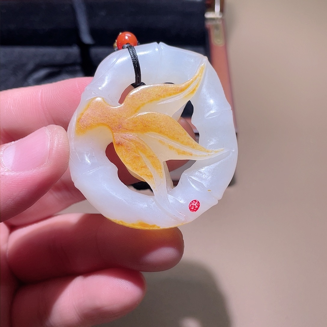 和田玉颈饰未镶嵌Z6