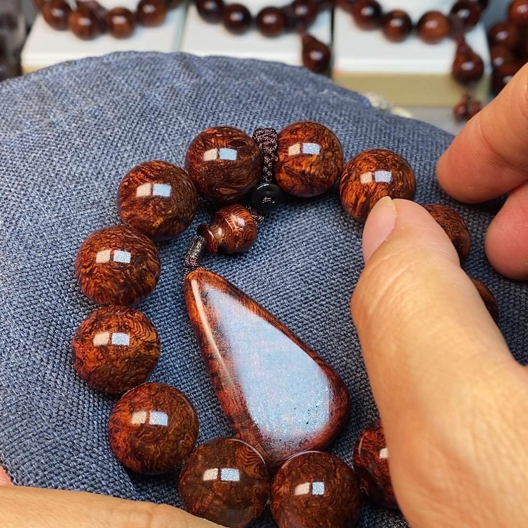 王***来黄花梨/降香黄檀1.8紫油梨紫油梨紫油梨