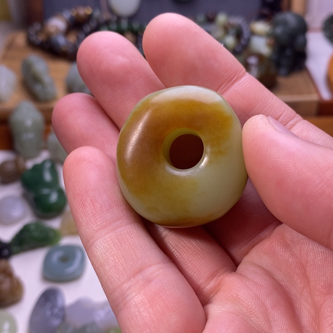 颈饰未镶嵌和田玉?****y