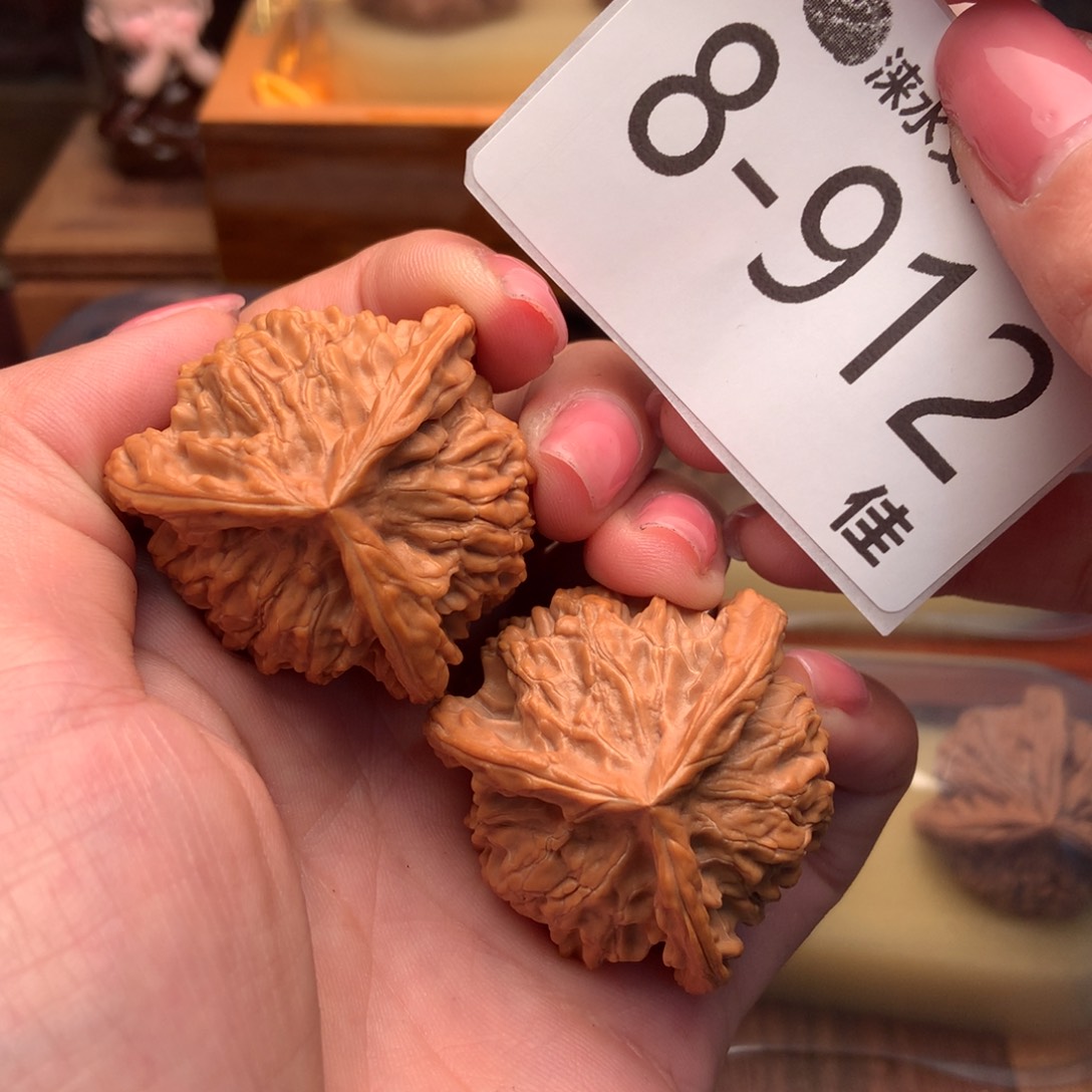 文玩核桃把件40盘山本 