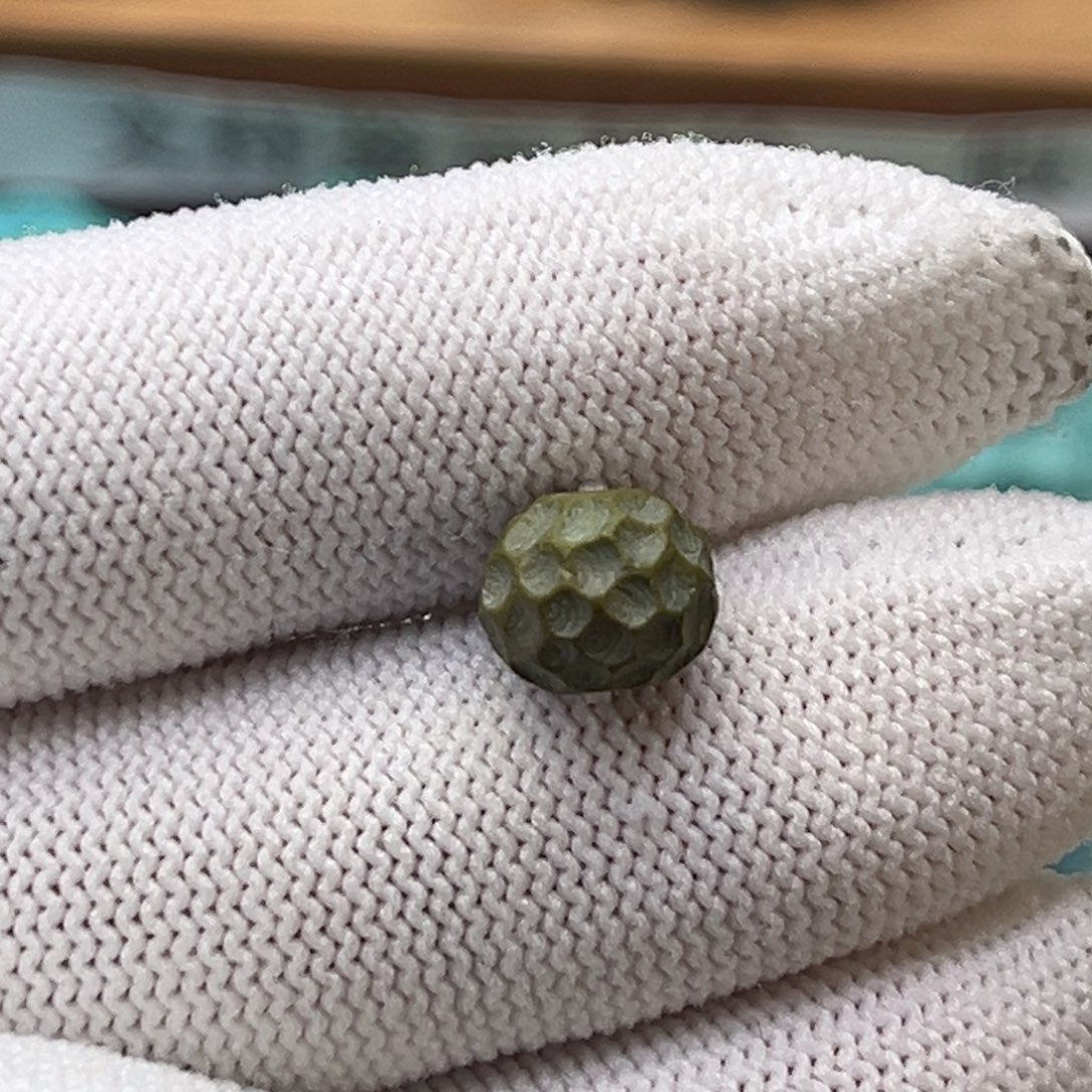 绿松石未镶嵌珠宝奇石军绿无相老型