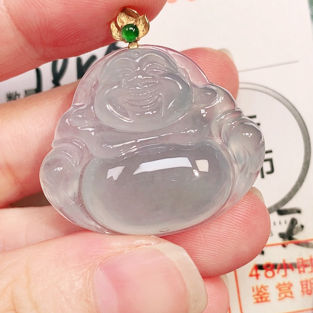 颈饰18K金镶嵌翡翠