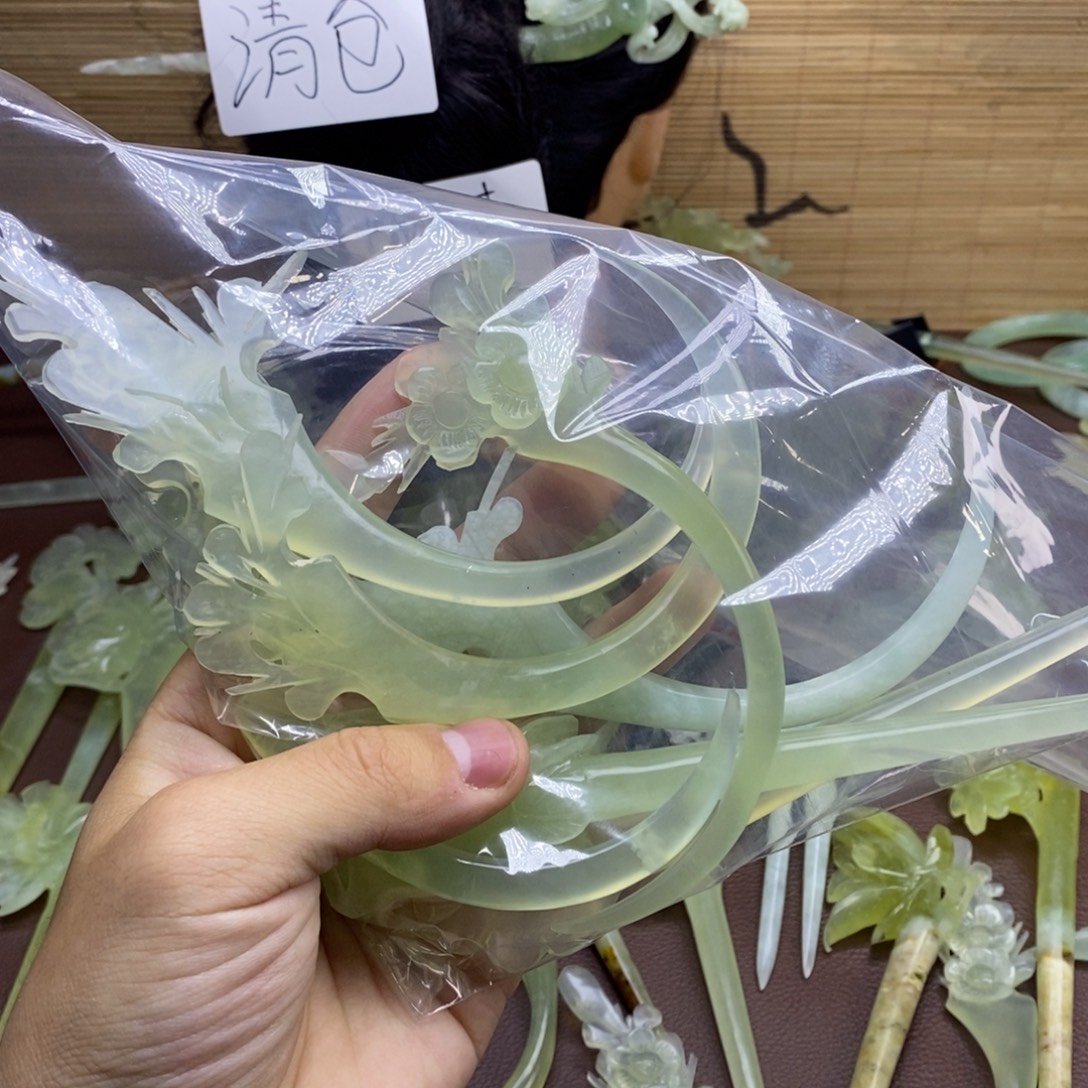 忘***笑蛇纹石玉未镶嵌发饰