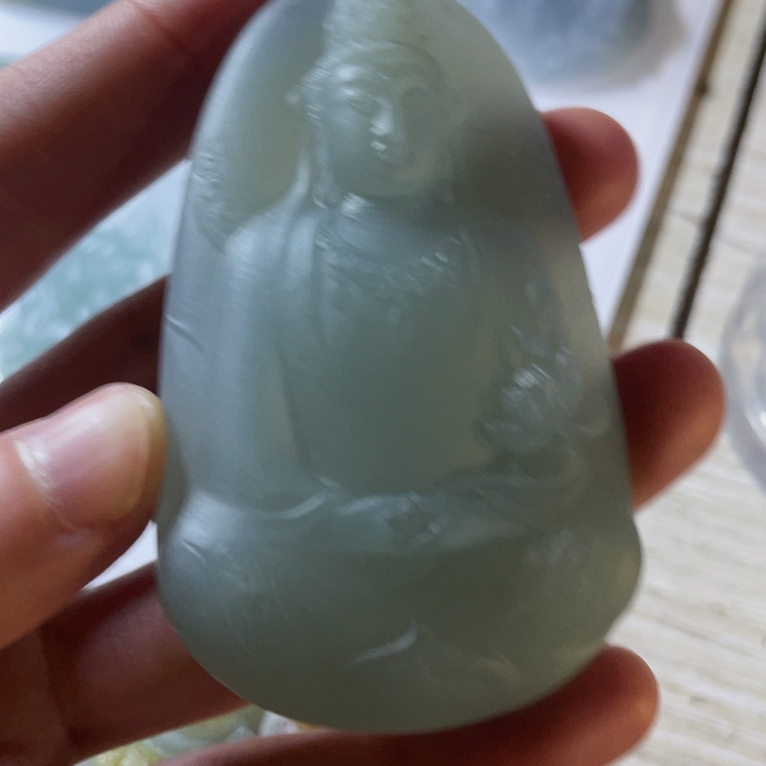 定制翡翠未镶嵌挂件