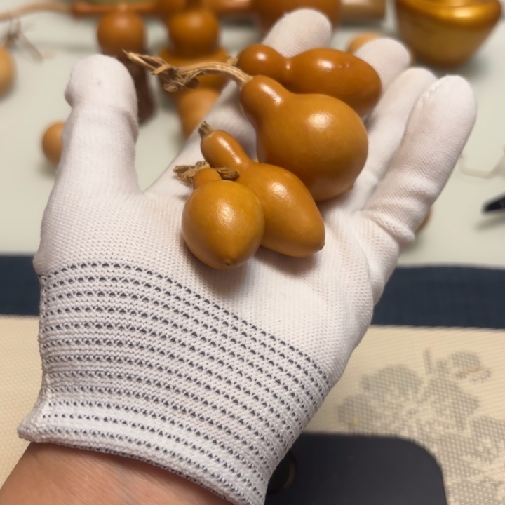 拉***德天然手捻老皮葫芦