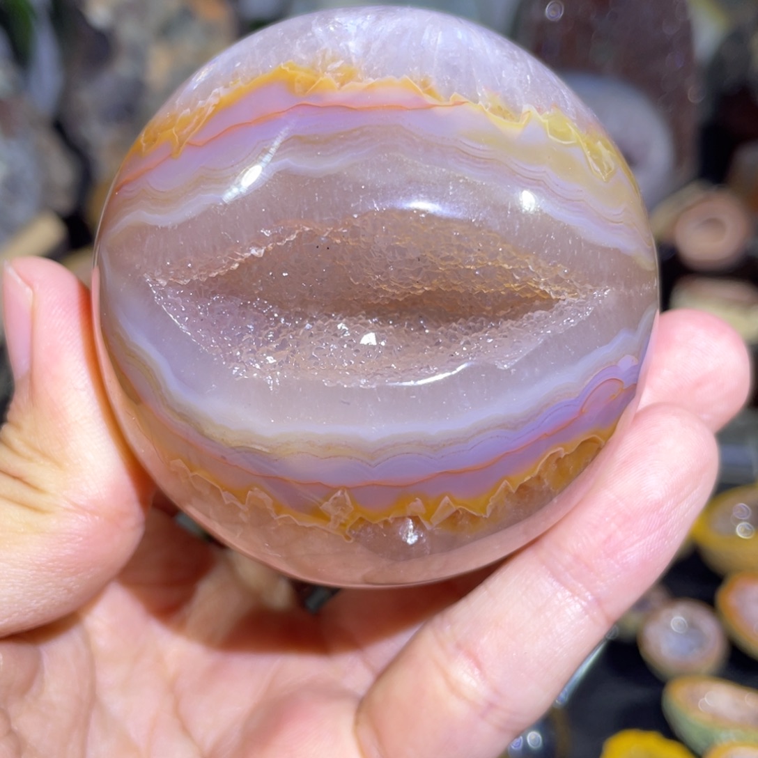 D***妈水晶大型摆件（非配饰）未镶嵌