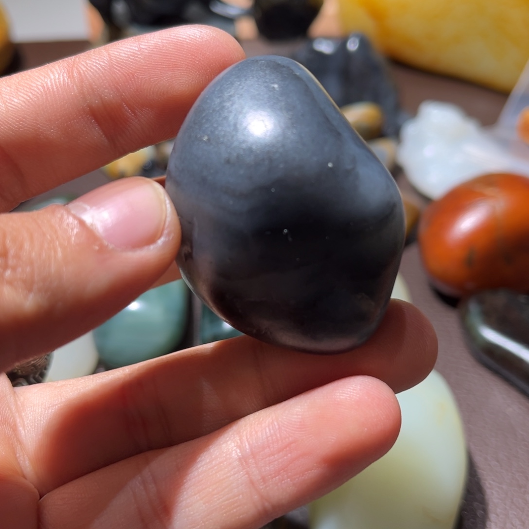 定制和田玉和田玉籽料64.8克