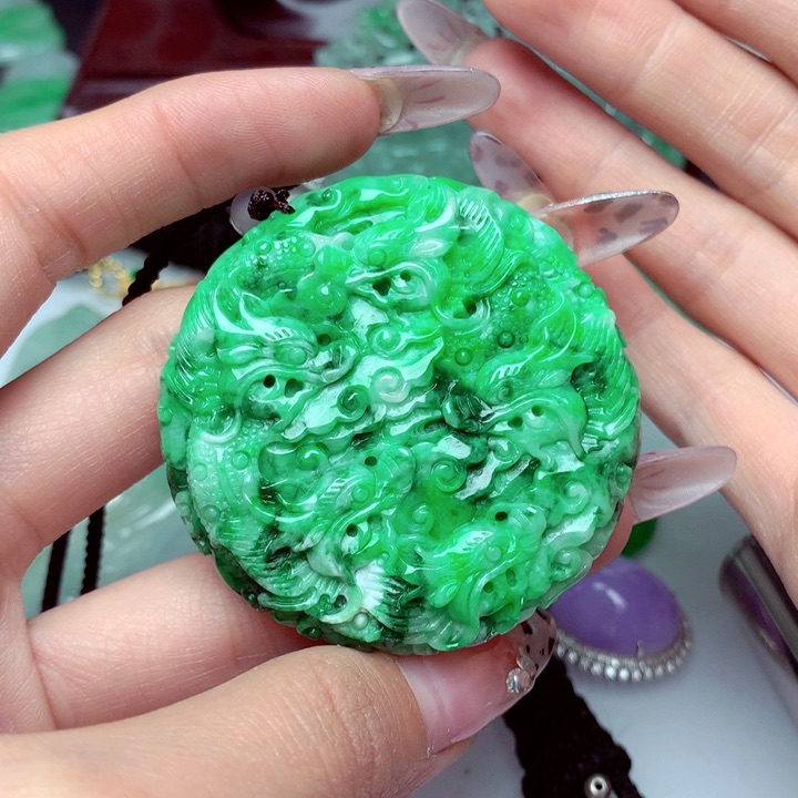 翡翠吊坠(不含链)未镶嵌