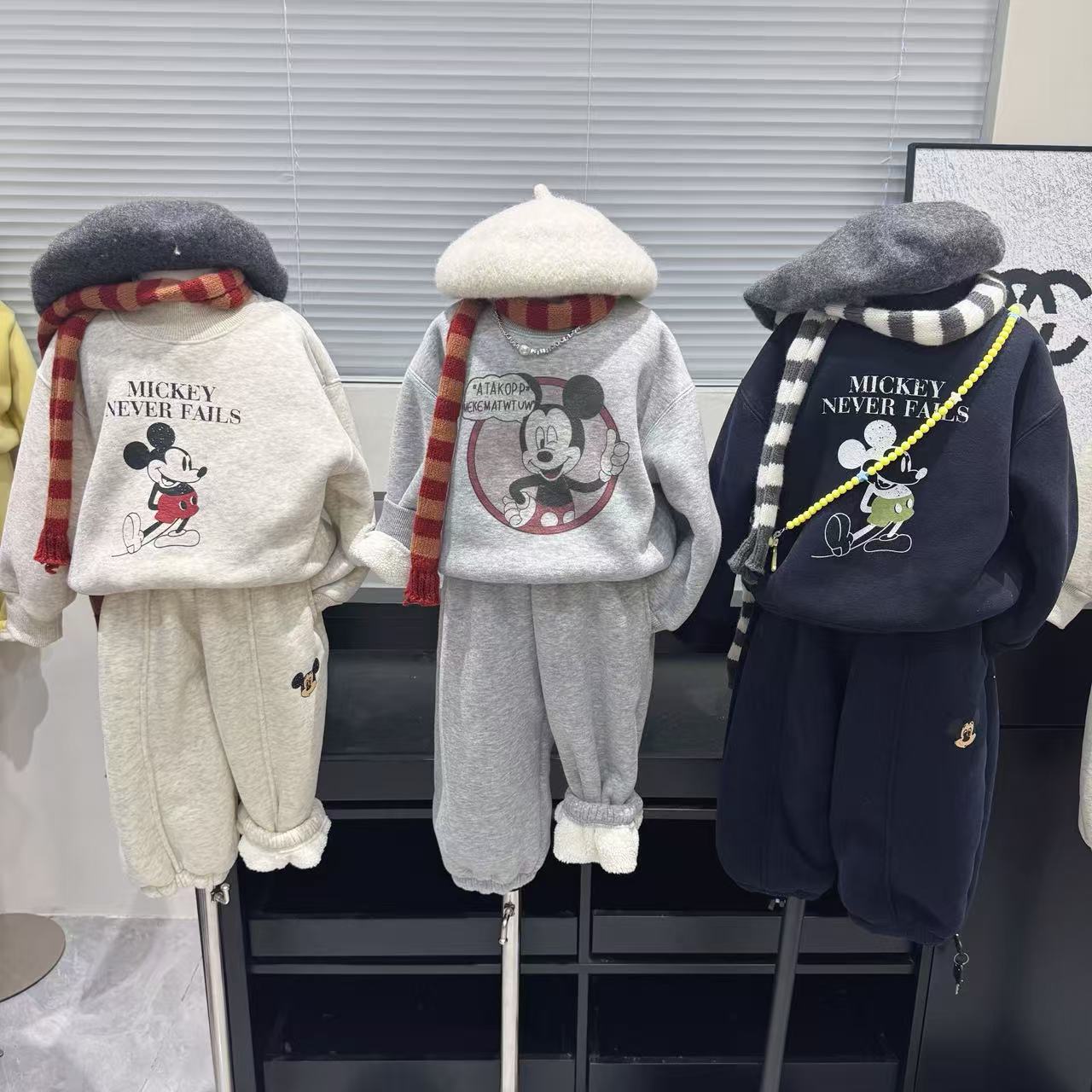 现货~女童冬季2025新款350克羊驼绒加厚卫衣套装D5-185/D5-196