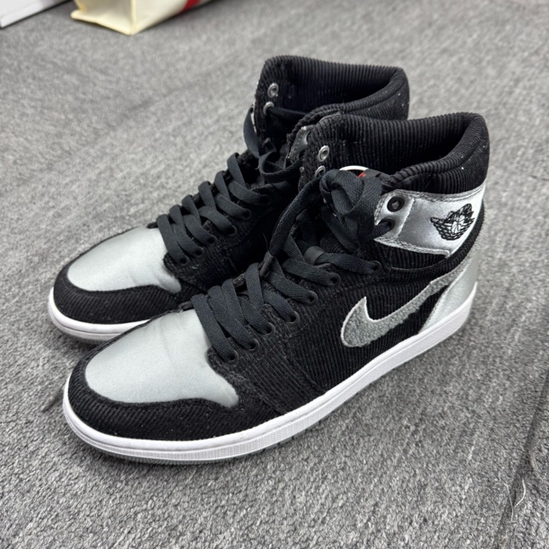 99新 AIR JORDAN 4w码 99新无盒 Aj1