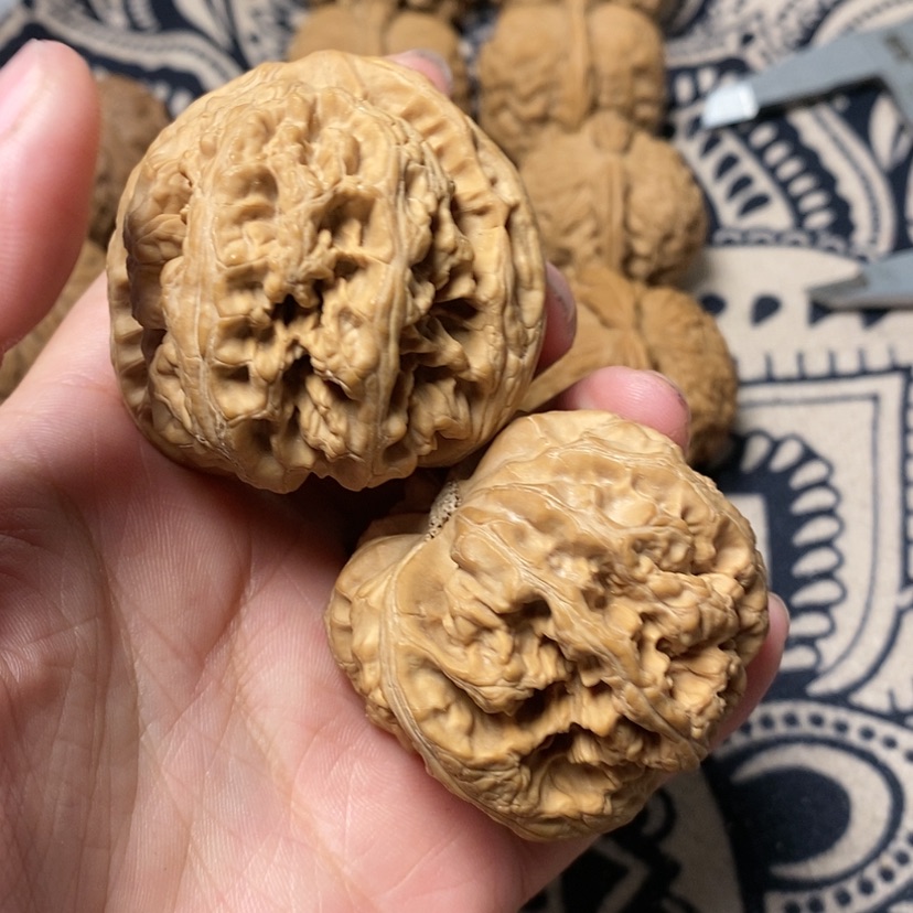 【闪购商品】文玩核桃吊坠天****a静静
