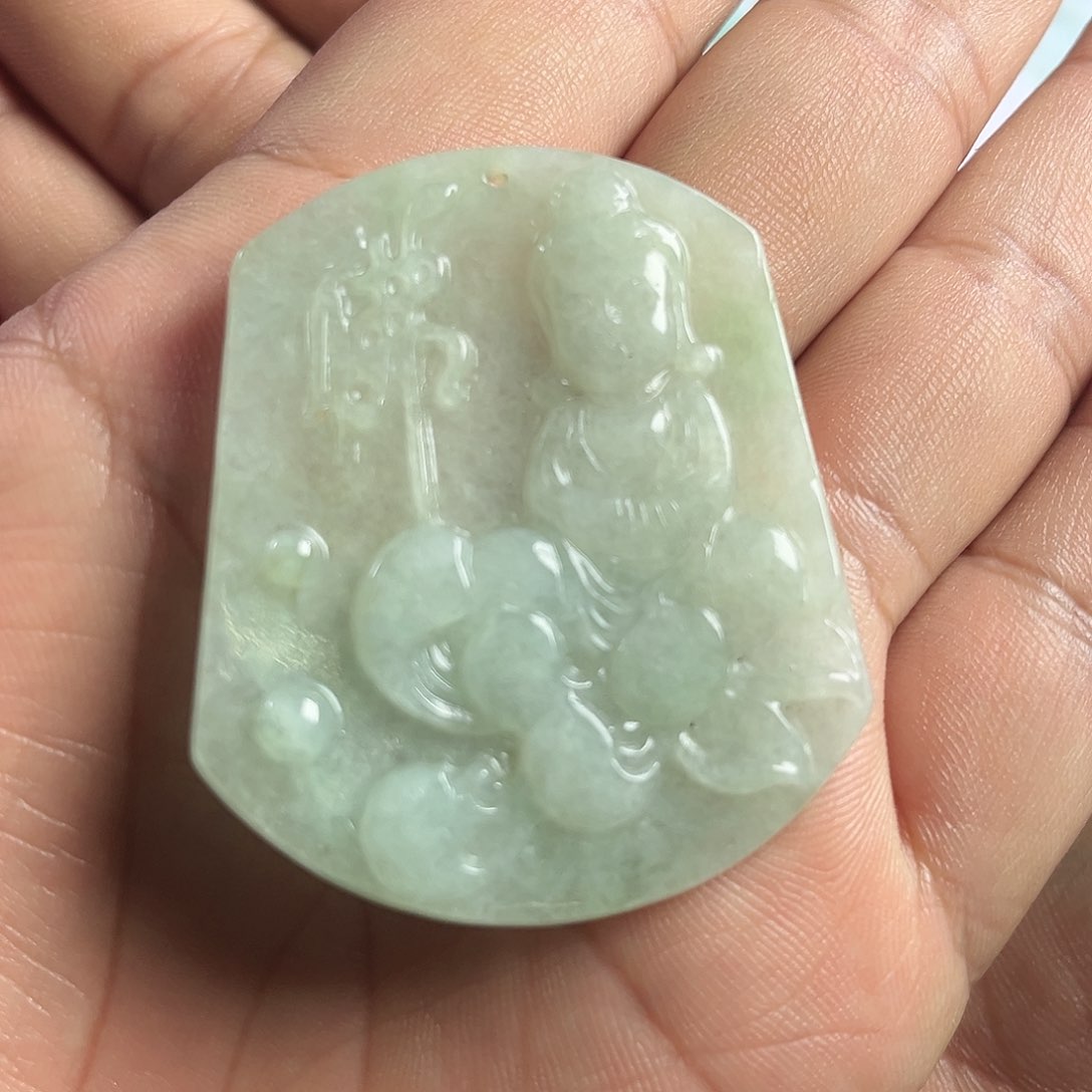 【闪购商品】翡翠颈饰未镶嵌天然