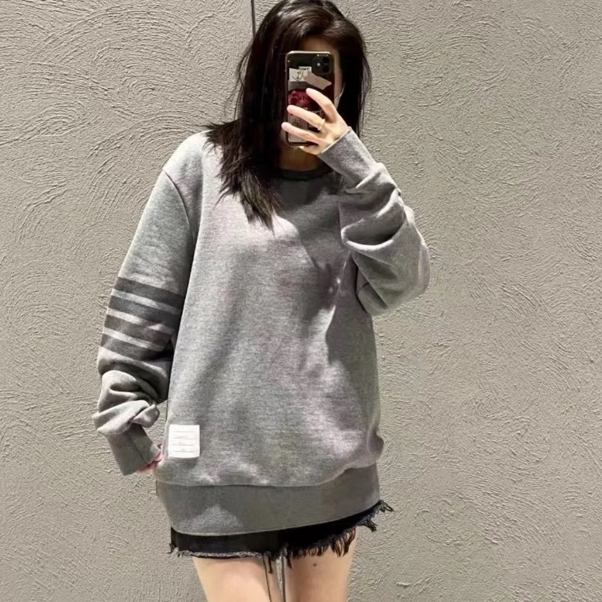 99新 THOMBROWNE 灰色四条纹卫衣 3码 ys000012