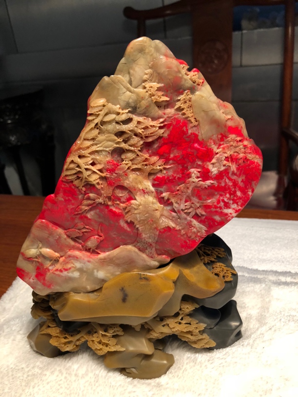 展现自然之美与工艺精湛，昌化鸡血石．收藏珍宝