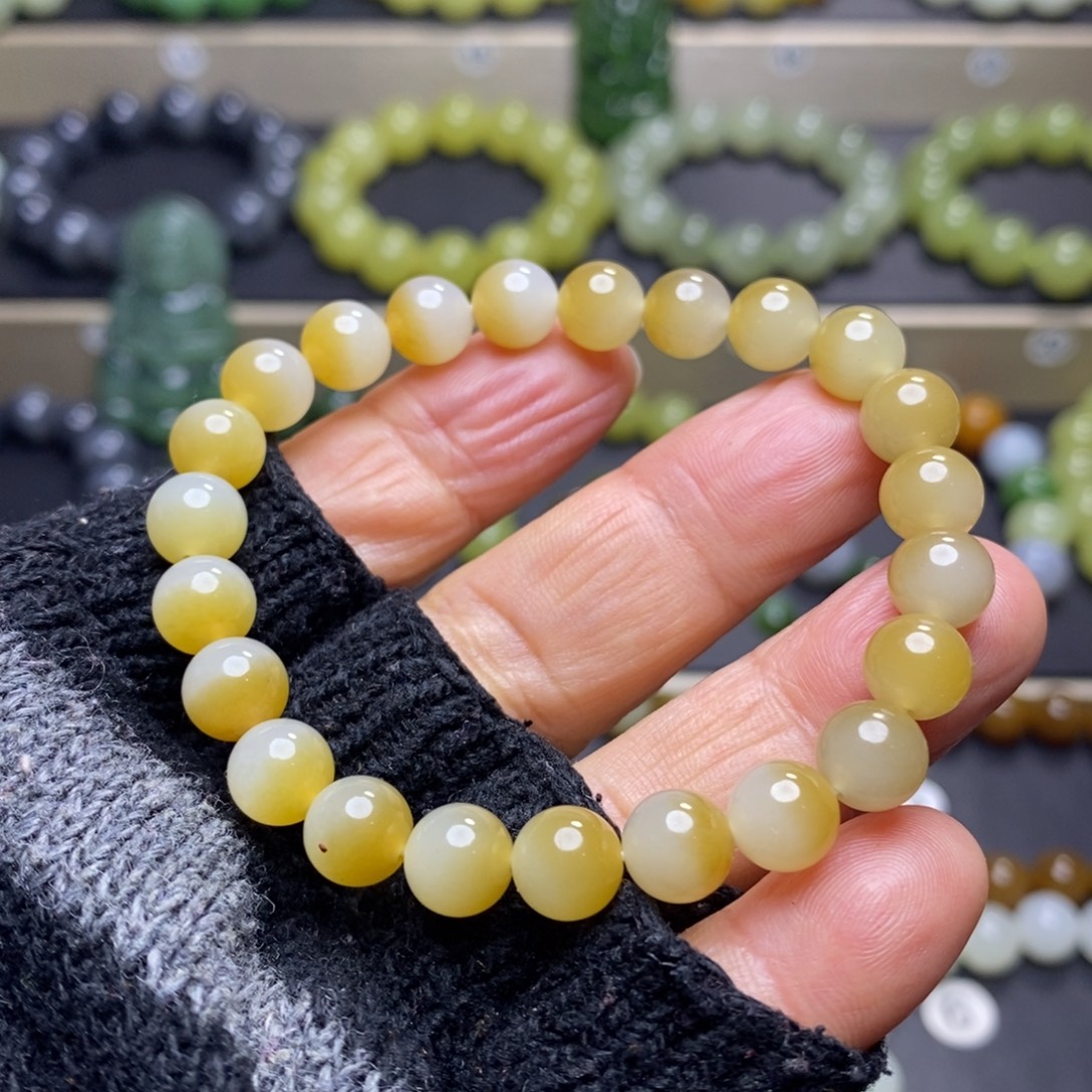 和田玉未镶嵌手串