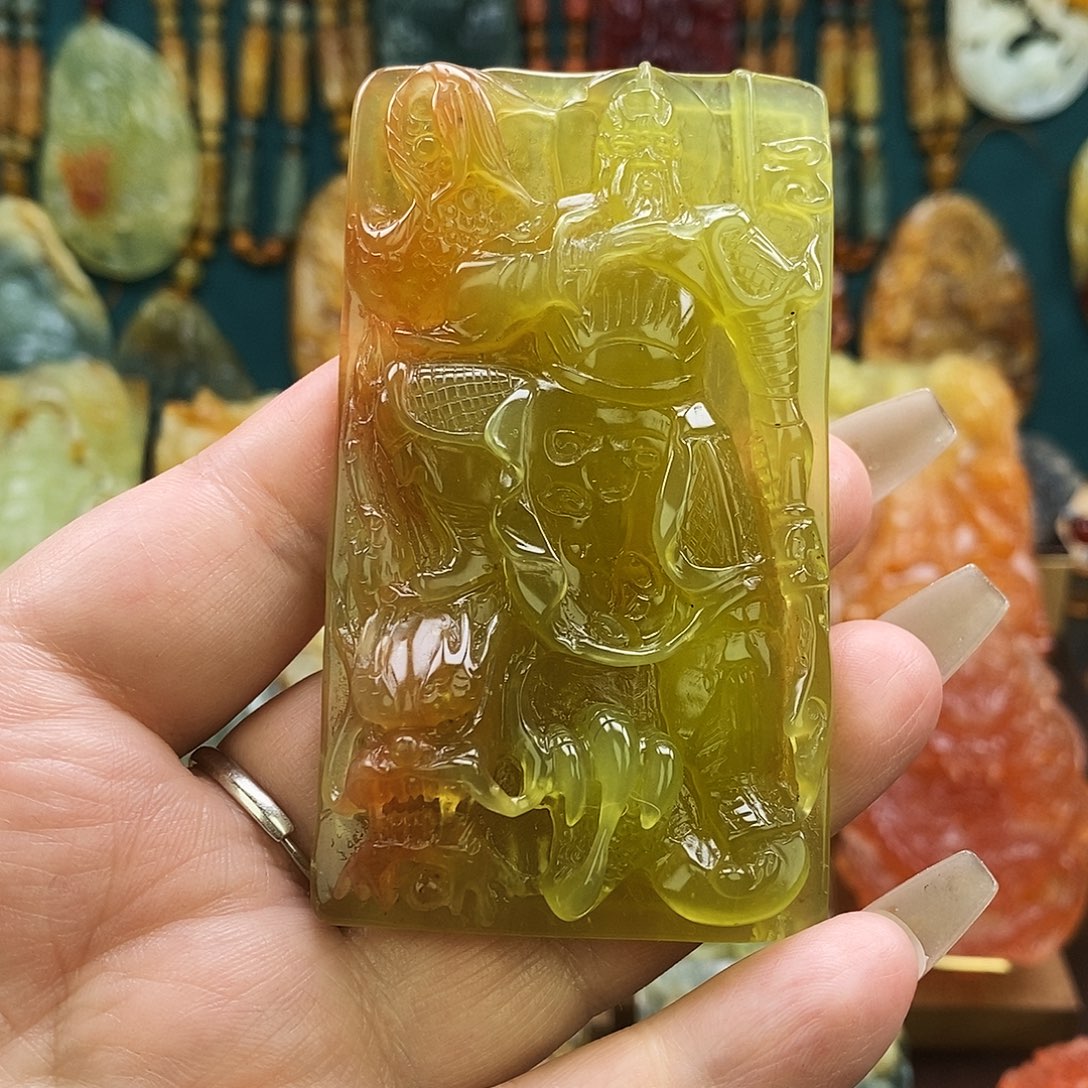 蛇纹石玉未镶嵌颈饰福利精品关公赠链子