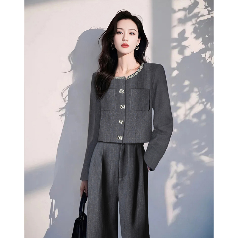 【半岛通勤】春秋气质时尚套装长袖休闲复古宽松阔腿两件套女
