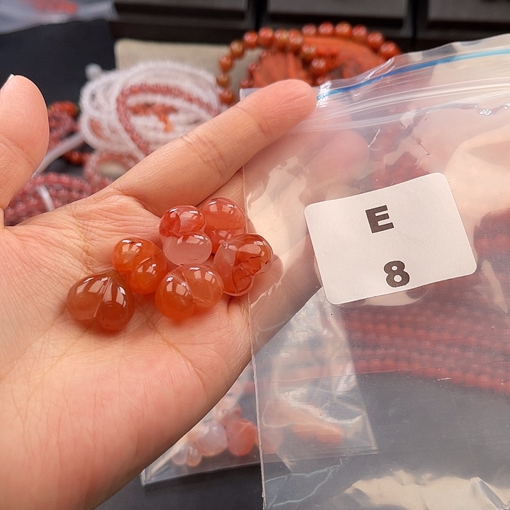 南红玛瑙未镶嵌多样性发货默认微瑕称重6个