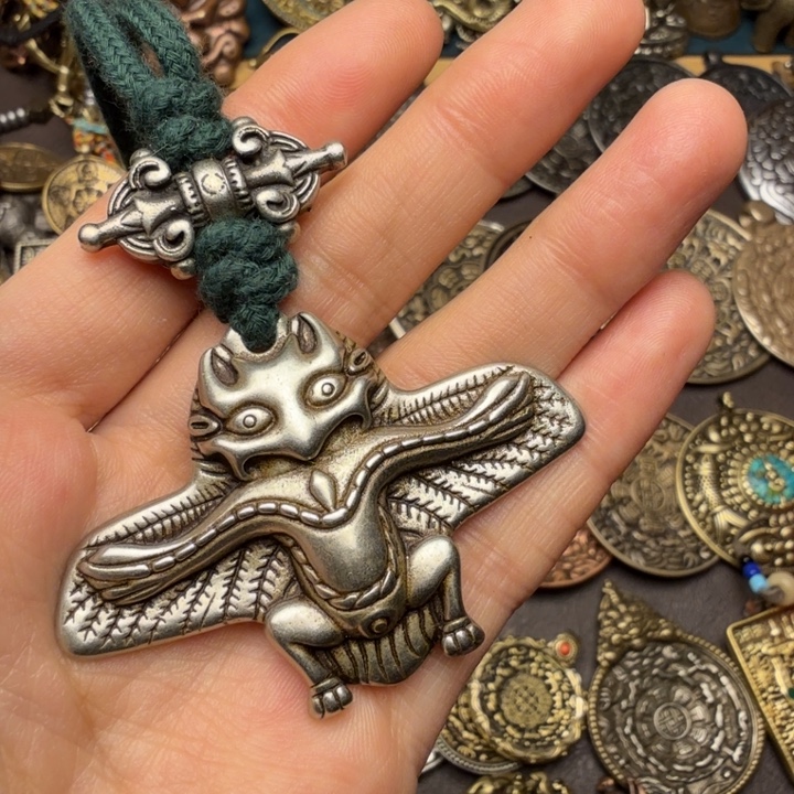 藏传文玩九宫如图