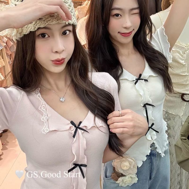 韩系蝴蝶结蕾丝拼接设计短袖上衣新款夏季木耳边修身显瘦针织衫潮
