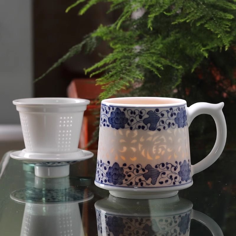 正品景德镇陶瓷茶釉下彩手工手绘青花办公杯茶水分离泡茶杯子送礼