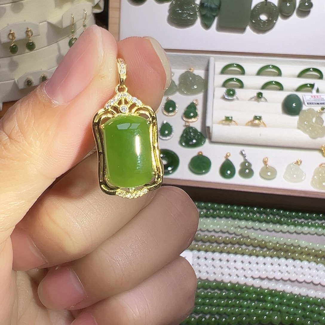 和田玉（碧玉）银S925镀金镶嵌颈饰