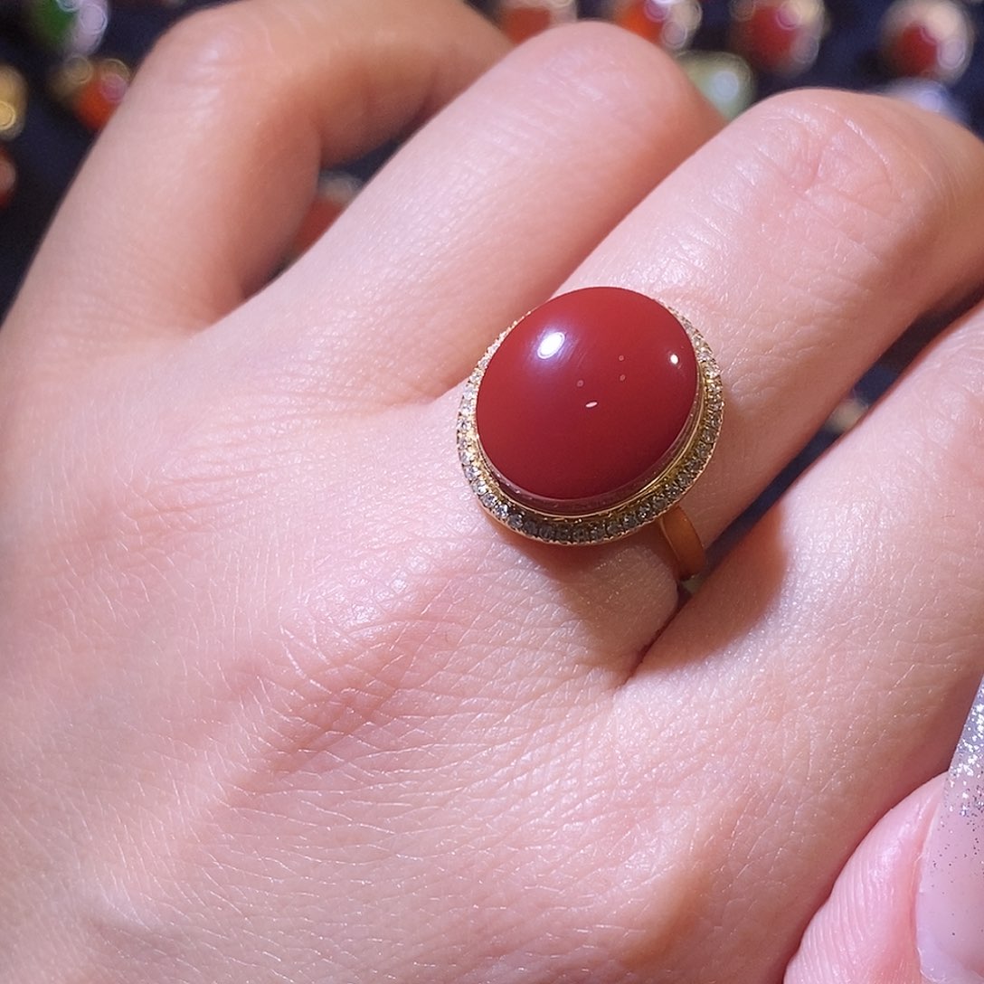 南红玛瑙戒指18K金镶嵌