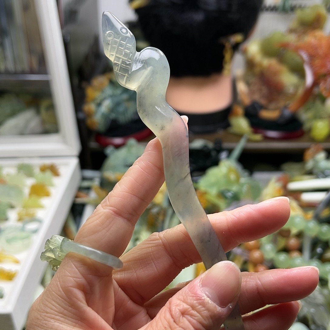 蛇纹石玉发饰合金