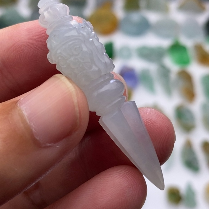 定制翡翠未镶嵌翡翠金刚杵