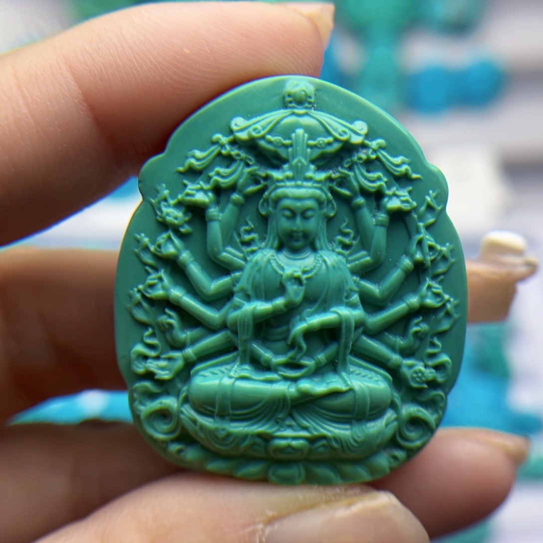 绿松石雕刻未镶嵌