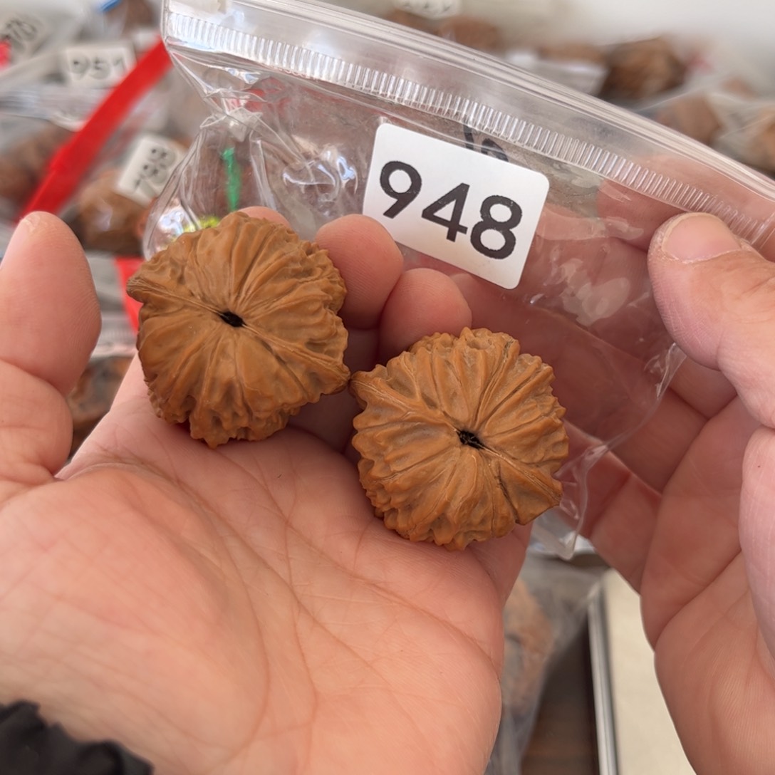 吊坠文玩核桃刚***你野生38