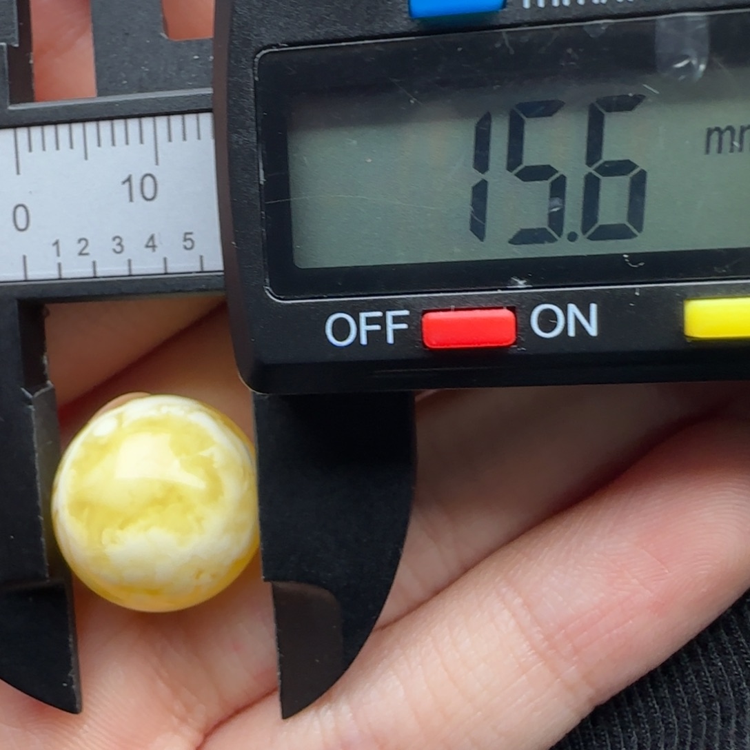 蜜蜡未镶嵌裸石微瑕飘花圆珠