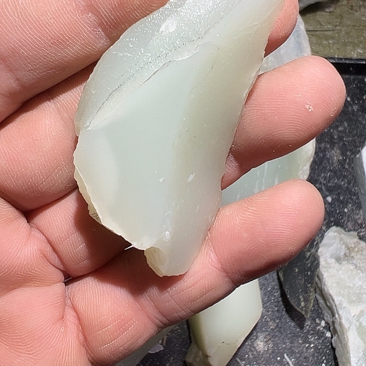 和田玉（糖玉）未镶嵌挂件