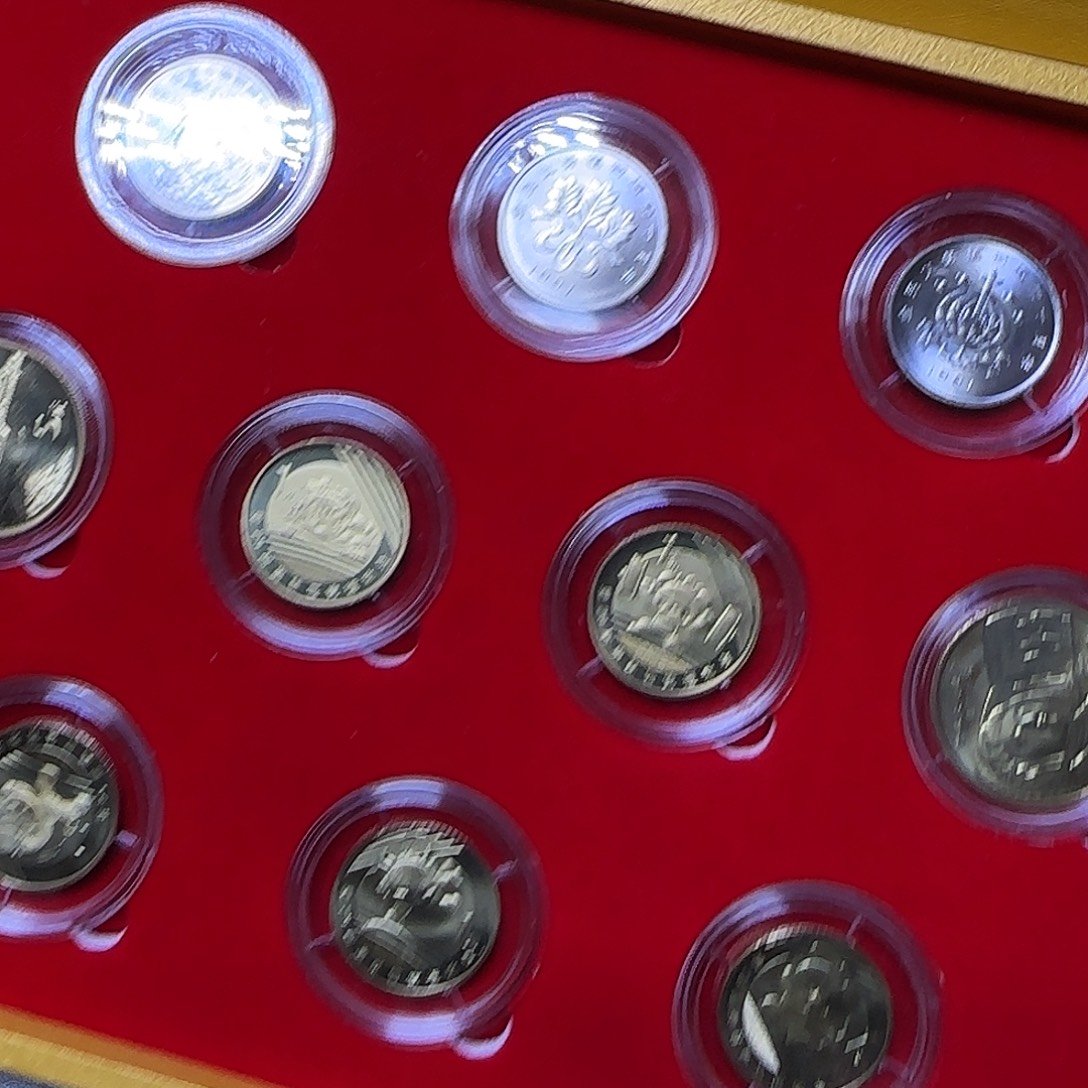 绿色奥运纪念币组合出特价