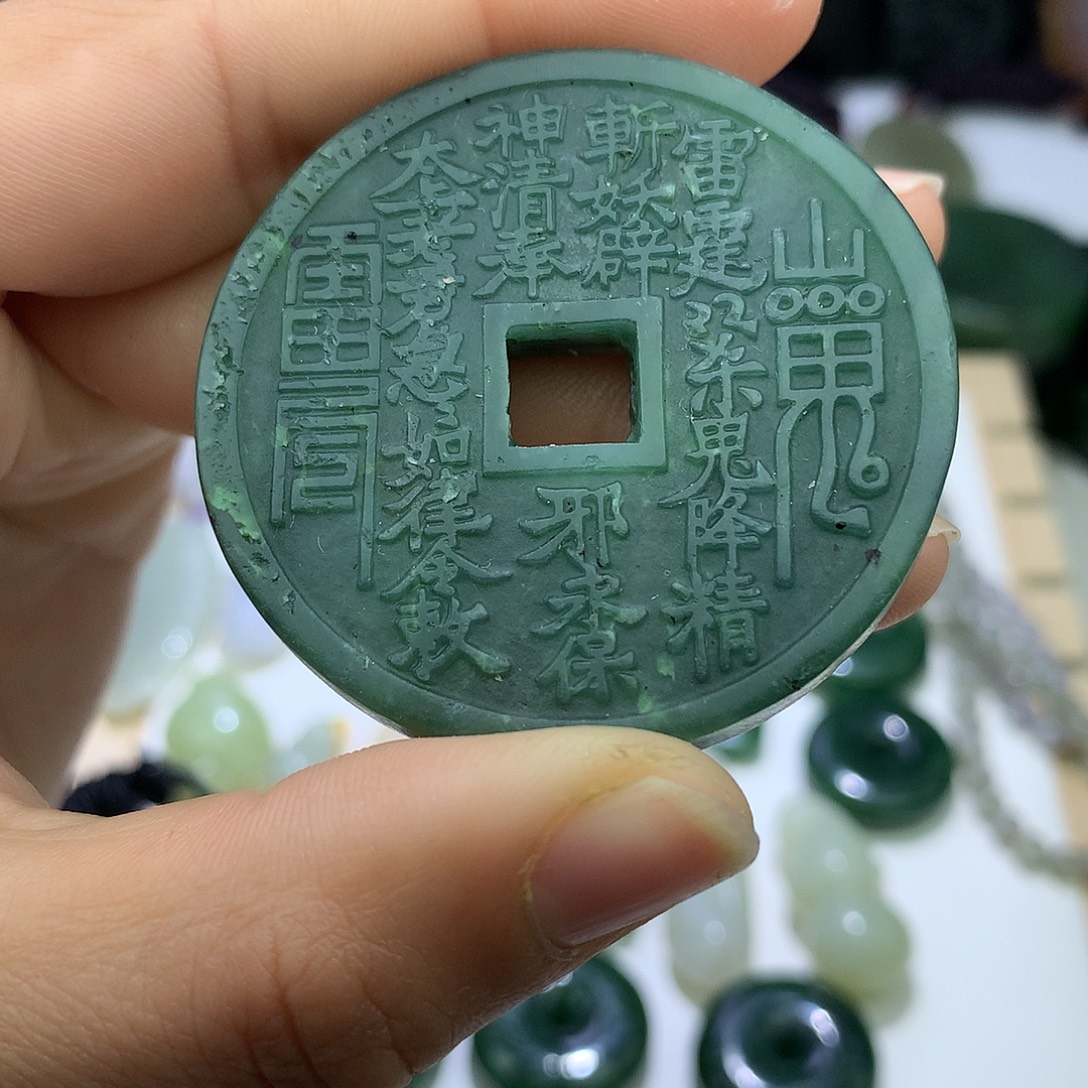 和田玉（糖玉）未镶嵌珠宝半成品