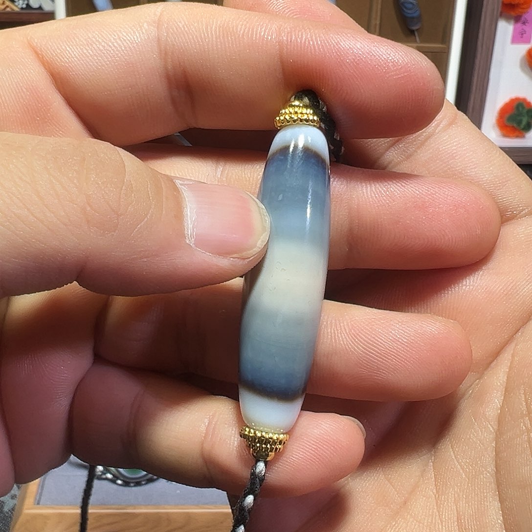 李***格玛瑙/玉髓未镶嵌颈饰