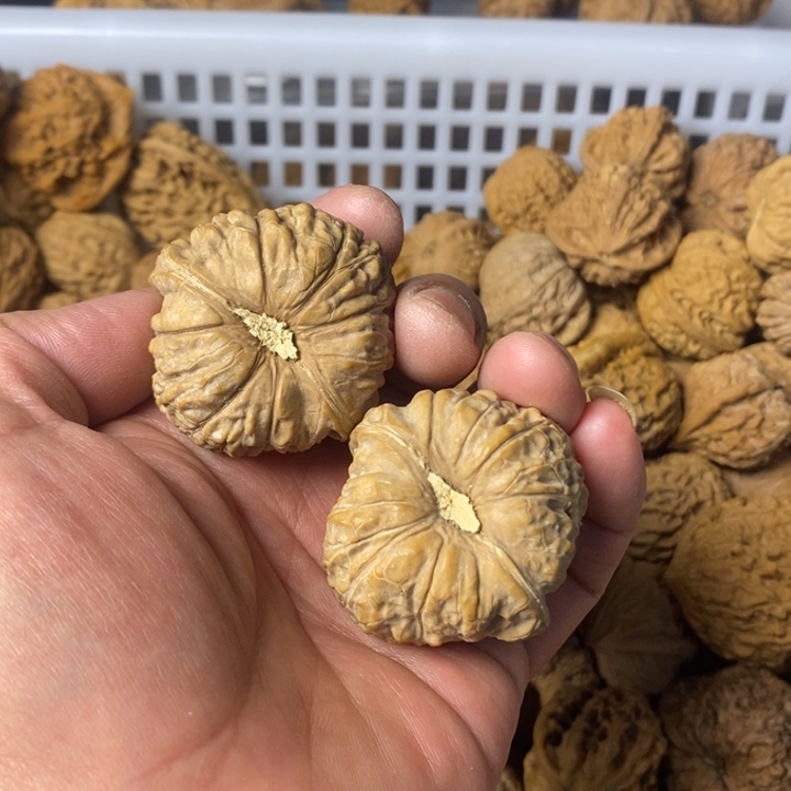 后***生文玩核桃吊坠文玩