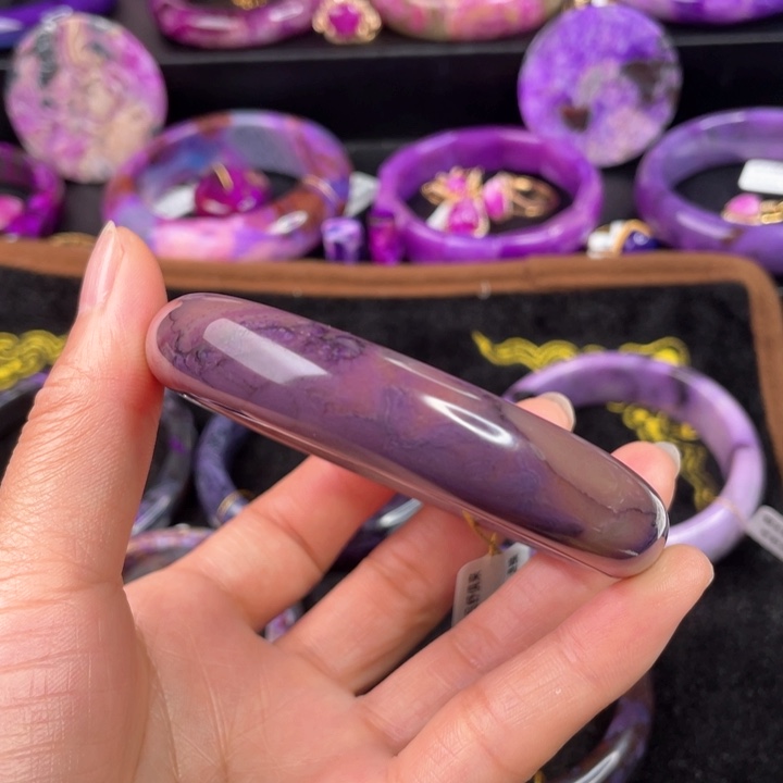 苏纪石（舒俱来）手镯未镶嵌香芋紫手镯