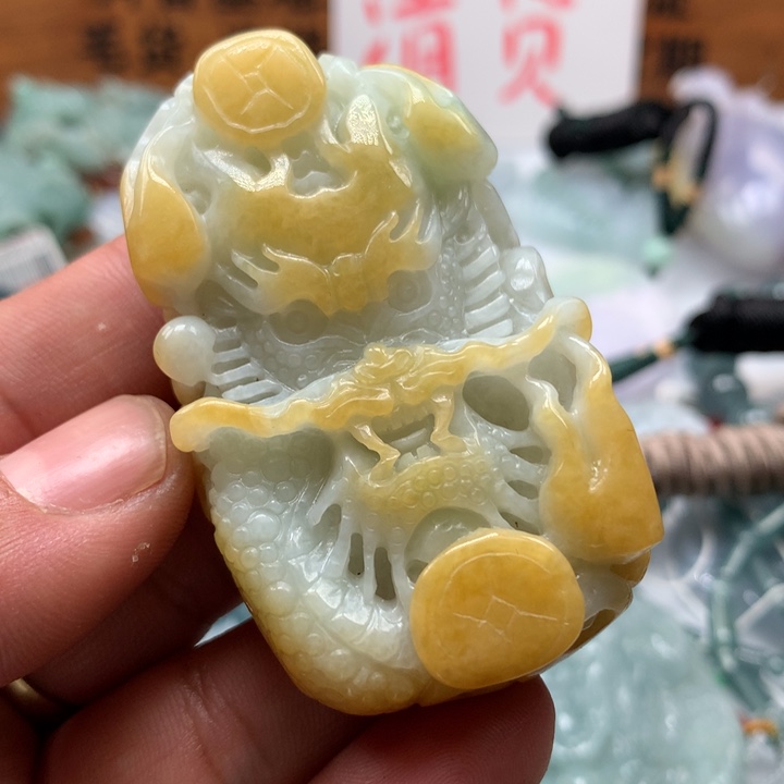 翡翠颈饰未镶嵌保真天然A货翡翠