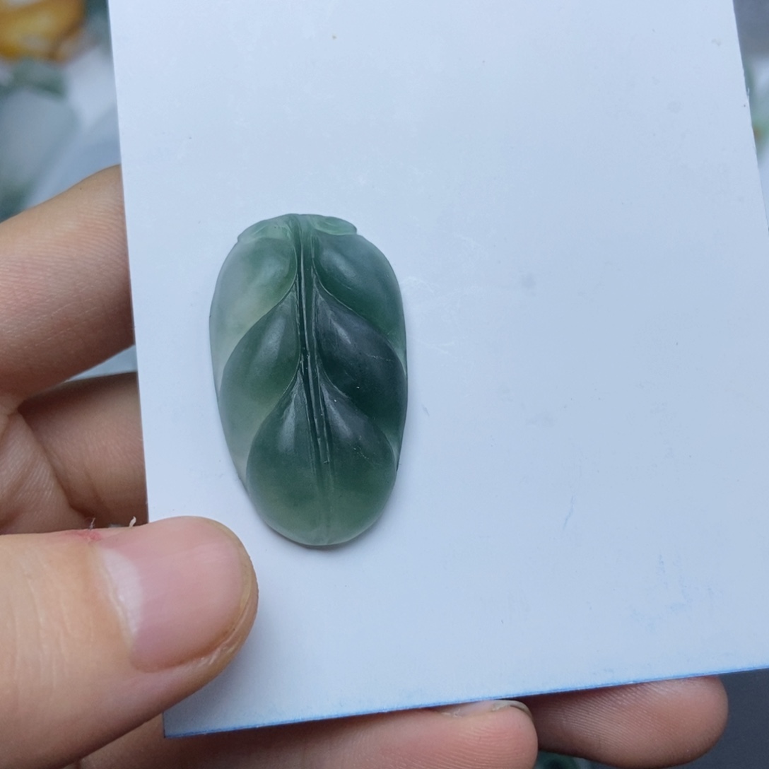 未镶嵌定制翡翠叶子