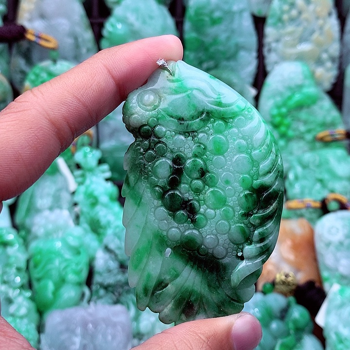 翡翠吊坠(不含链)未镶嵌