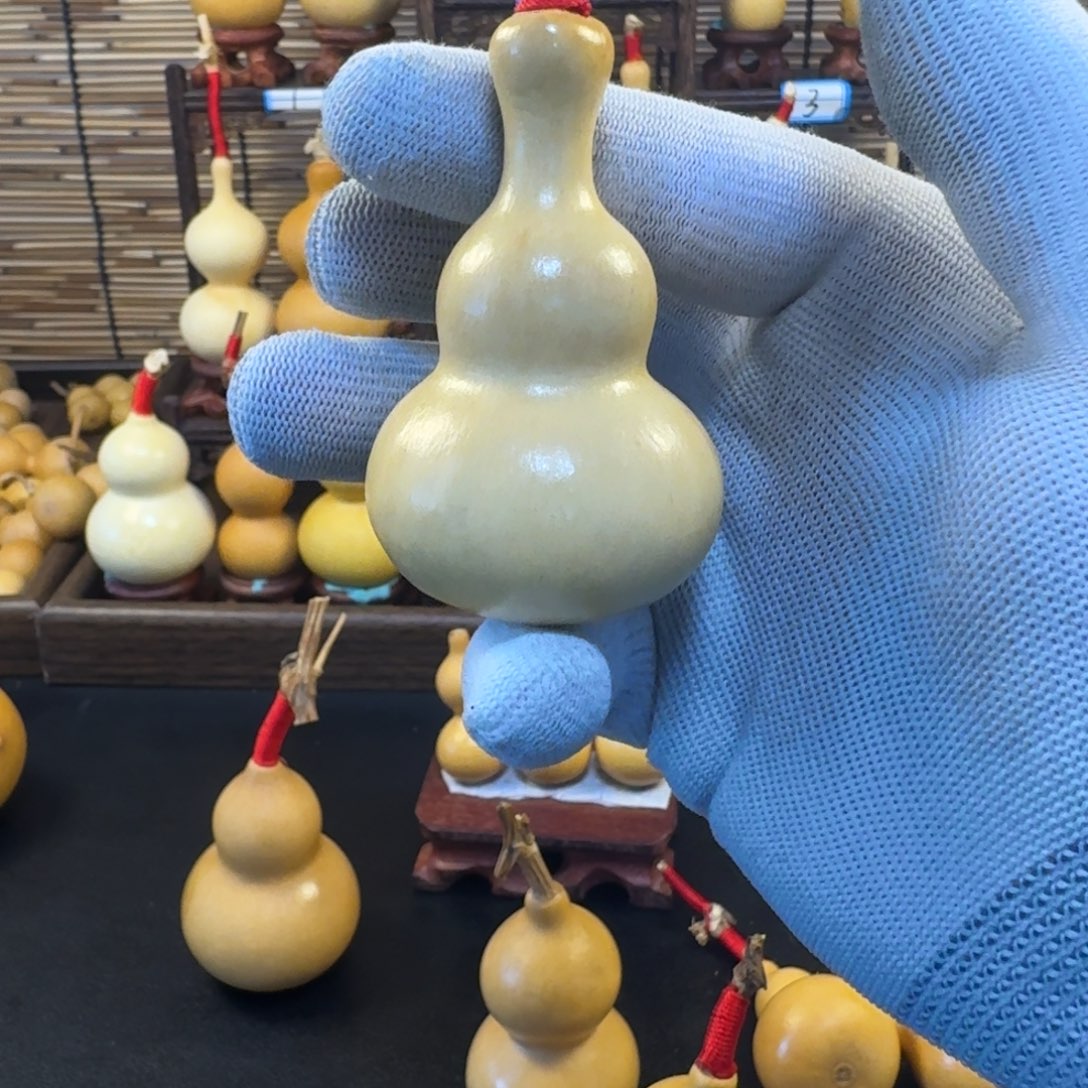 王***胆大叶紫檀（黑酸枝木类）