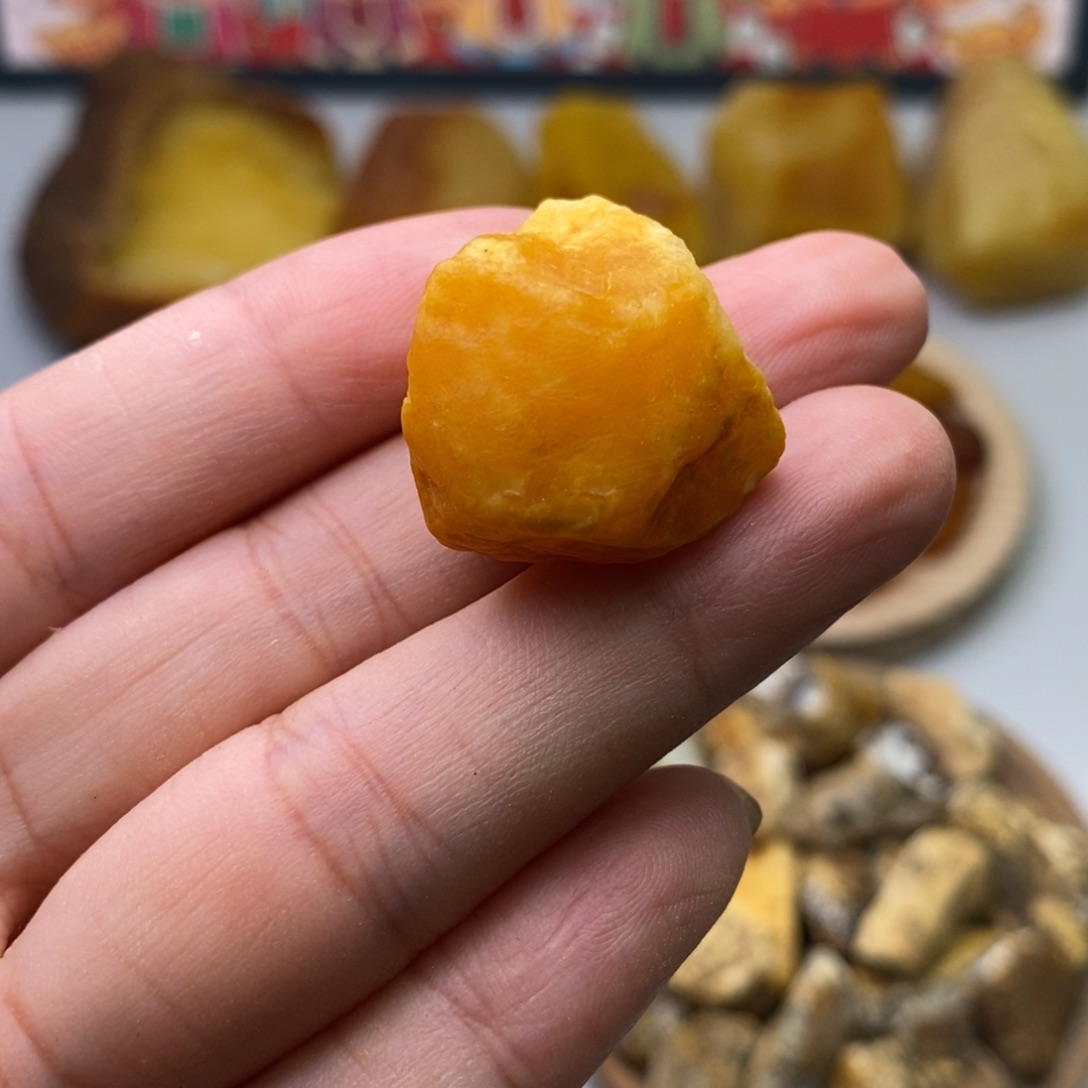 柒***！定制琥珀天然蜜蜡乌料